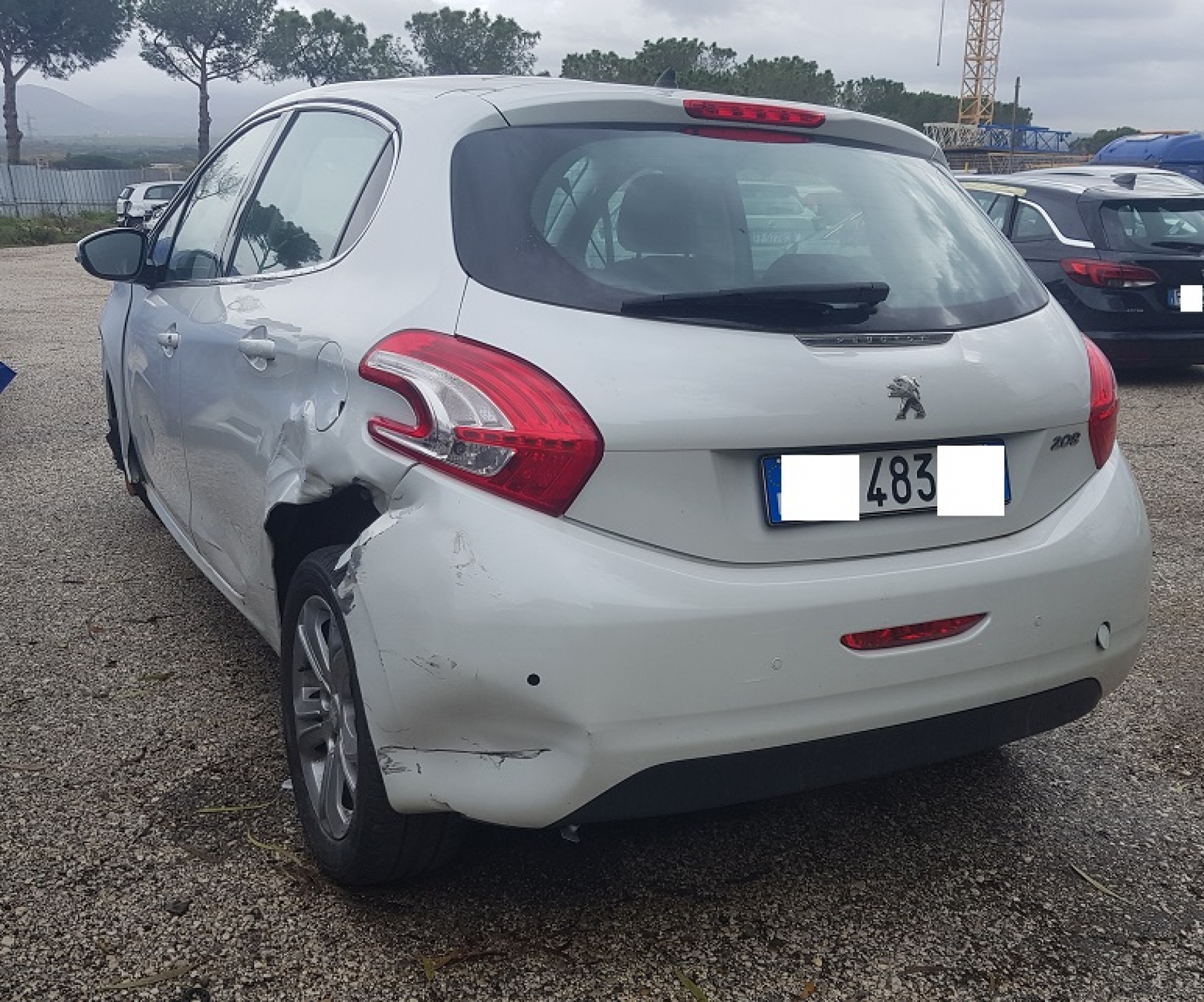 Peugeot 208 1.4 hdi 68cv anno 06-2015